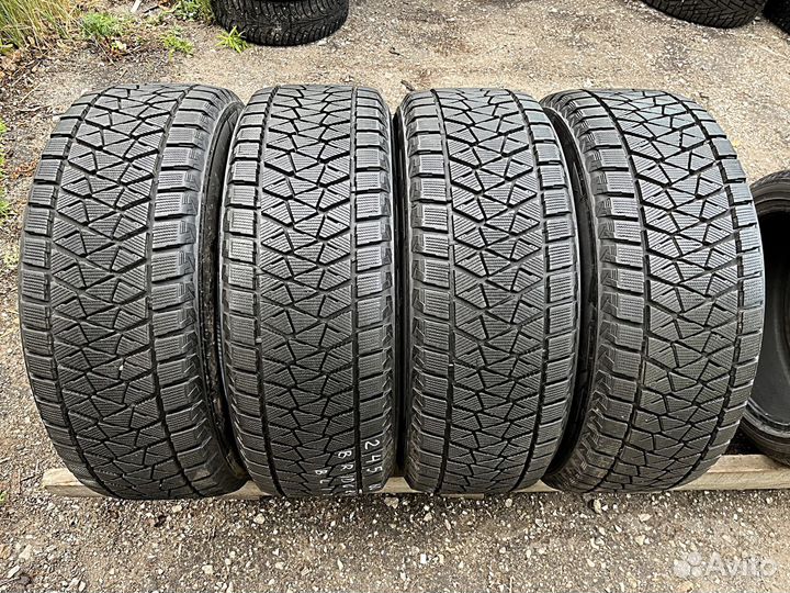 Bridgestone Blizzak DM-V2 245/60 R18 105S