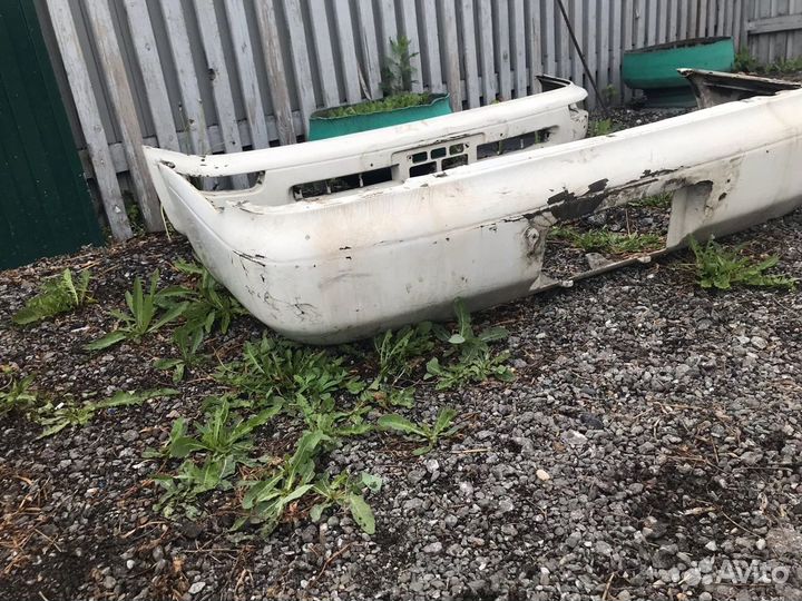 Бампер toyota sprinter