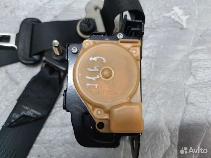 Ремень безопасности водительский Nissan