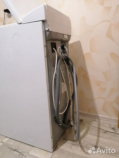 Стиральная машина с вертикальной загрузкой