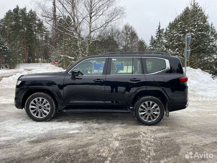 Toyota Land Cruiser 3.5 AT, 2023, 50 км