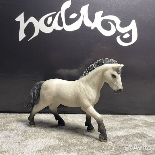 Лошади шляйх schleich