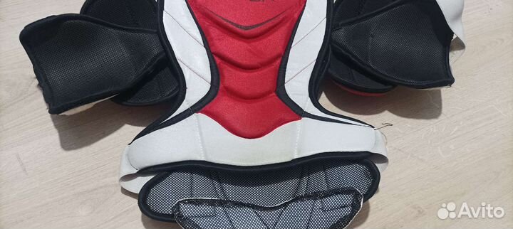 Нагрудник хоккейный Bauer vapor X800