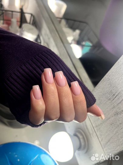 Нужна модель на маникюр