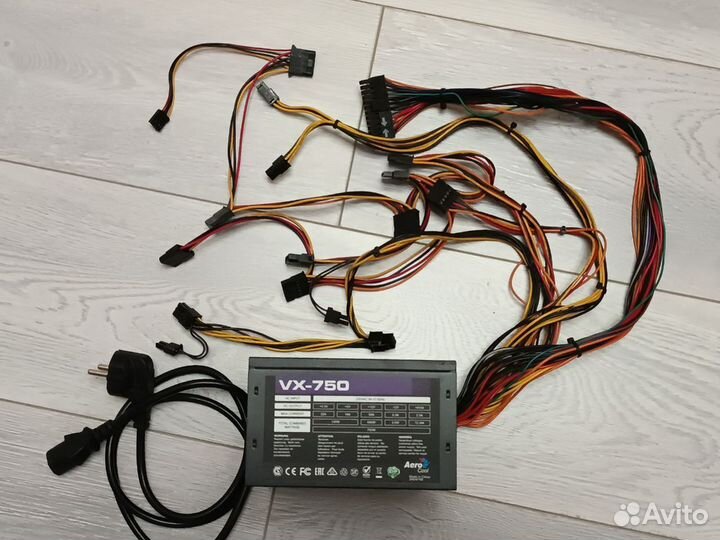 Блок питания Aerocool VX-750 750W