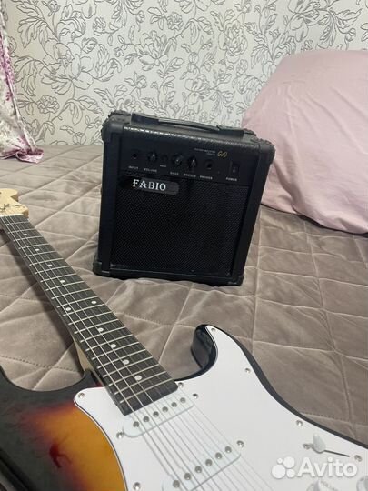 Электрогитара с комбиком