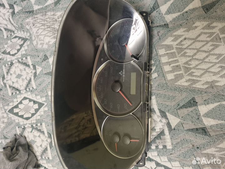 Щиток приборов subaru