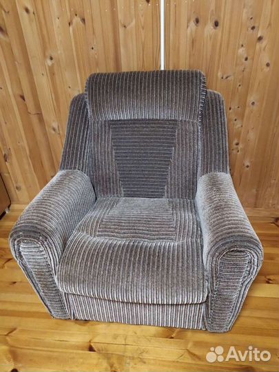 Диван и кресло