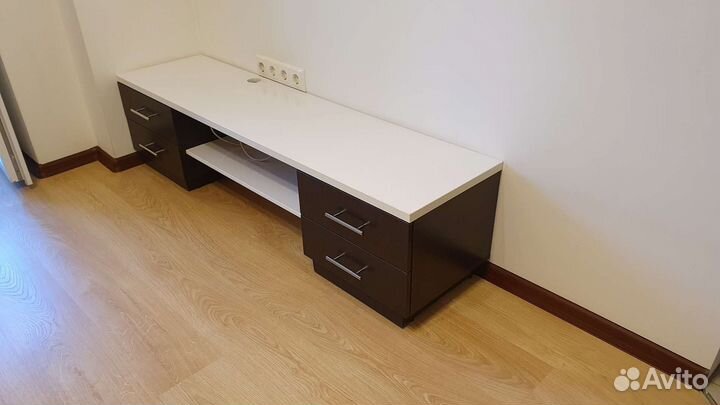 Тумба под телевизор