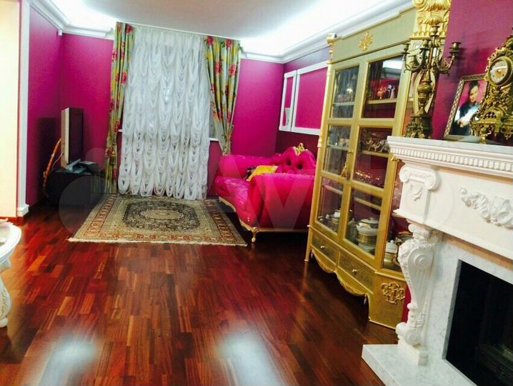 Коттедж 390 м² на участке 5,2 сот.