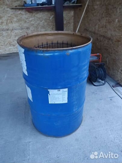 Бочка 200 литров металлическая