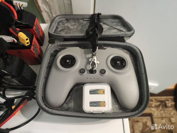 Квадрокоптеры Dji Fpv combo и дрон Diatone Roma 5