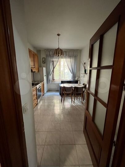 2-к. квартира, 75 м², 1/5 эт.