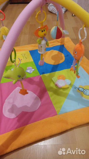 Развивающий коврик
