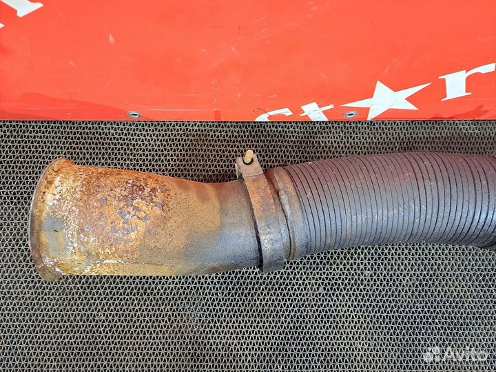 Приемная труба глушителя