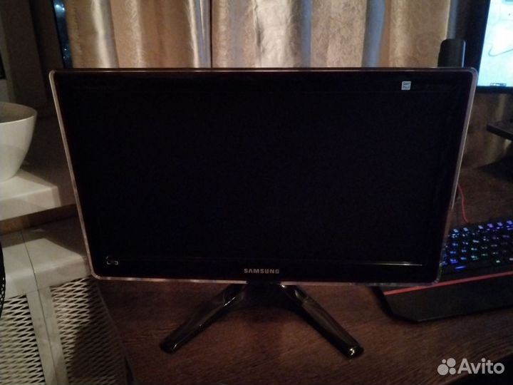 Монитор для компьютера