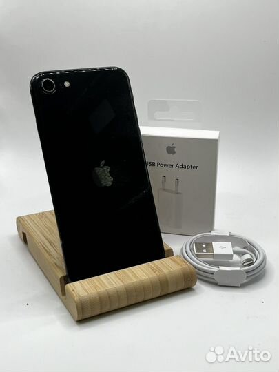 iPhone SE (2020), 128 ГБ