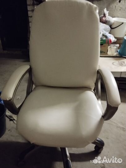 Компьютерное кресло