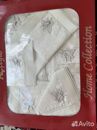 Скатерть с салфетками