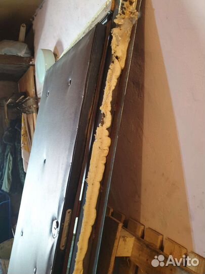 Дверь входная металлическая