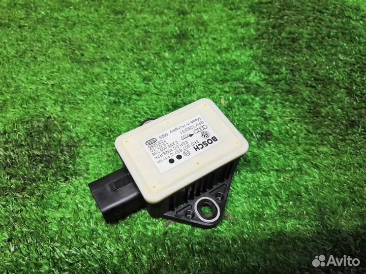 Датчик ускорения Audi A5 /S5 Coupe/Sportback 2008