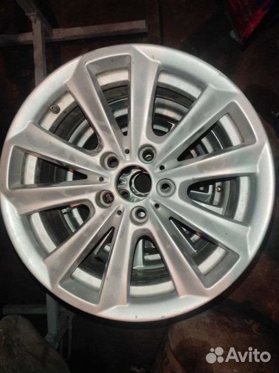 Продам комплект r17 bmw