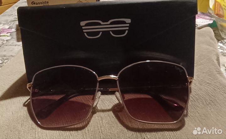 Солнцезащитные очки