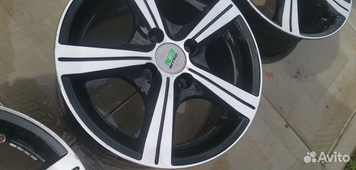 Литые Диски r14 на ваз 4 98 бу