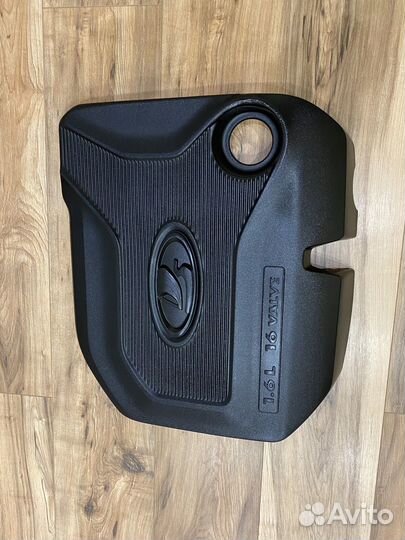 Крышка двигателя vesta 1.6