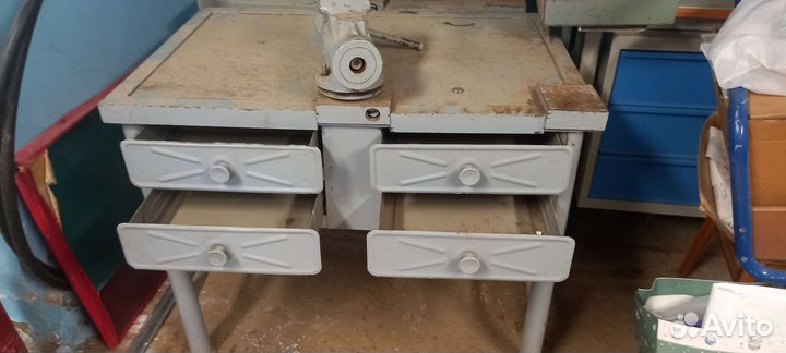 Стол слесарный верстак