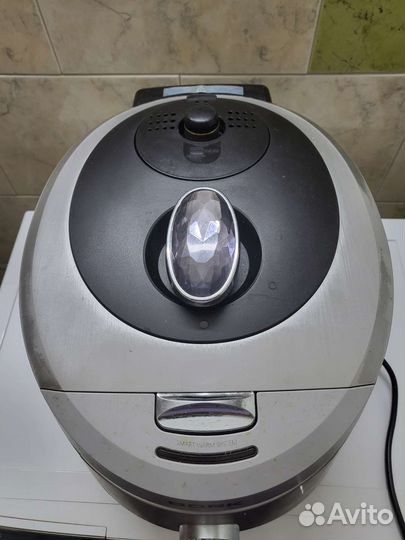 Мультиварка bork u800