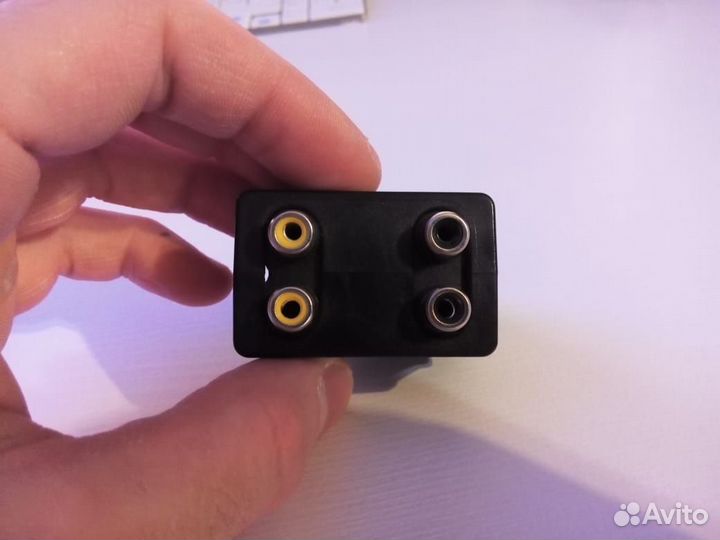 Переходник/адаптер S-Video / 4 x RCA