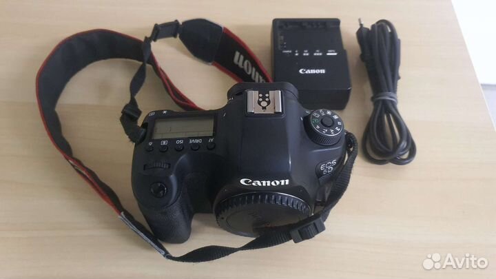 Зеркальный фотоаппарат Canon EOS 6D Body