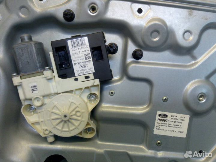 Стеклоподъемник задний правый Ford Focus 2