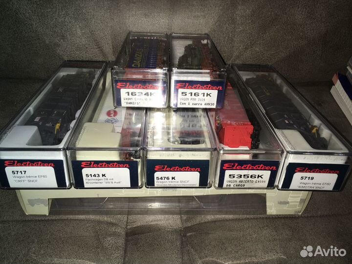 Продам товарные вагоны Electrotren