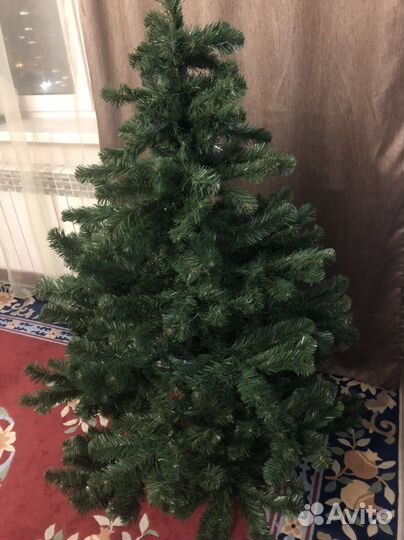 Ель искуственная бу 160 см с игрушками