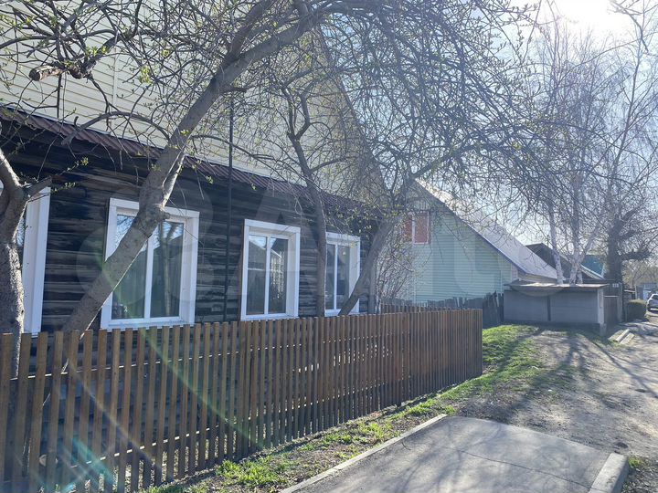 Дом 59 м² на участке 5,6 сот.