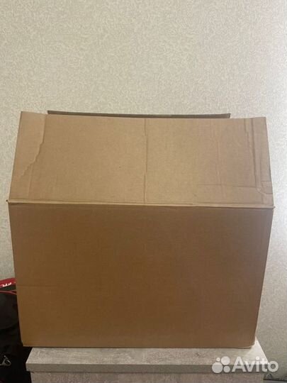 Коробки с вещами