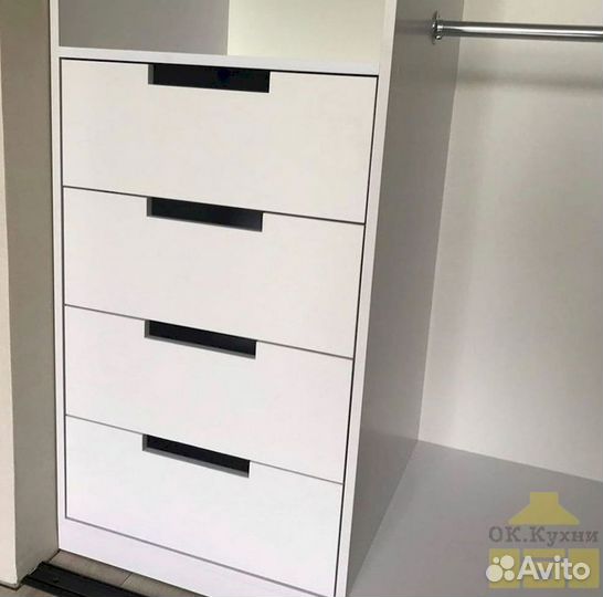 Шкаф в детскую