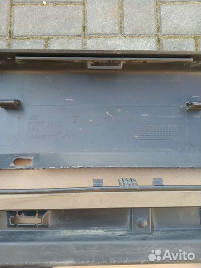 Накладки порога VW sharan 2004 г.в. 7M3853890