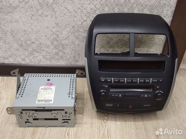 Штатная магнитола Митсубиси асх 2012г