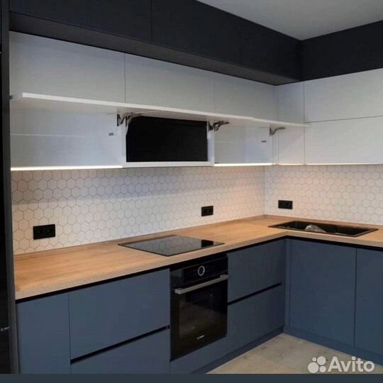 Кухонный гарнитур угловой