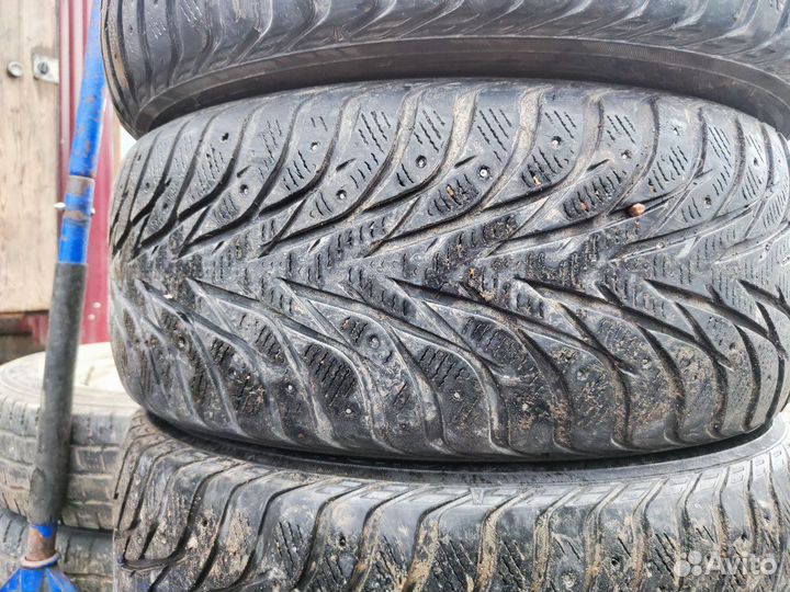 Yokohama IceGuard Stud IG65 235/55 R18
