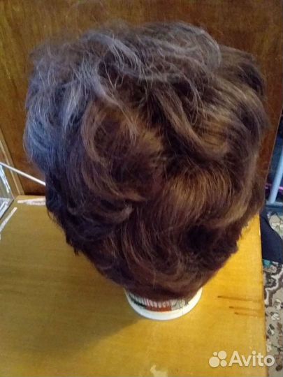 Парик женский