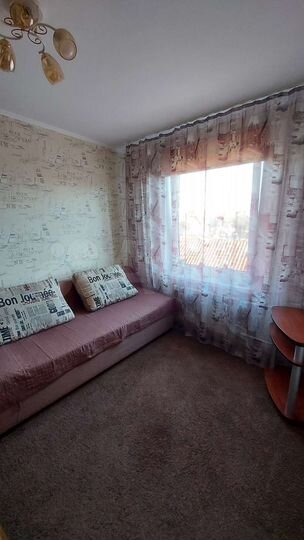 2-к. квартира, 55 м², 3/3 эт.