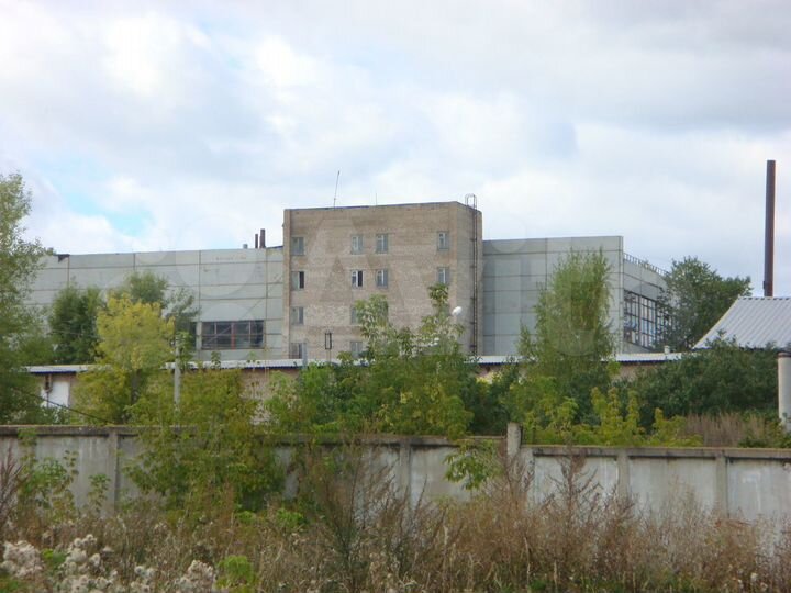 Здание свободного назначения 14950 м²