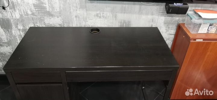 Письменный стол IKEA черный micke mikke микке