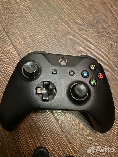 Геймпад xbox One s