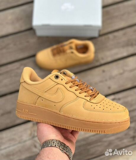 Nike air force 1 песочный разм. 44