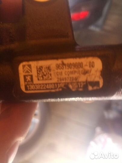 Топливная рампа Форд Куга